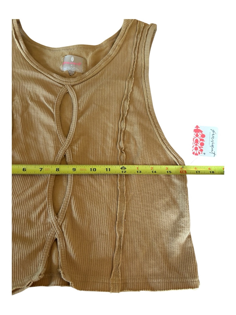 NWT Free People FP Movement Tan Ribbed Cutout Crop Tank Sz L - Picture 6 of 7
